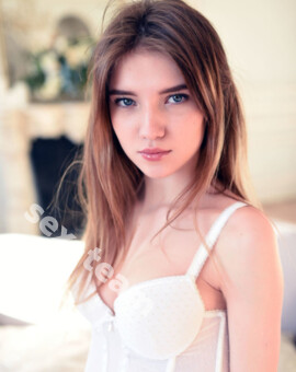 Женя