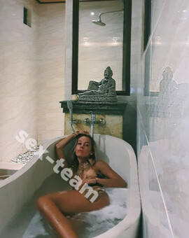 Алина